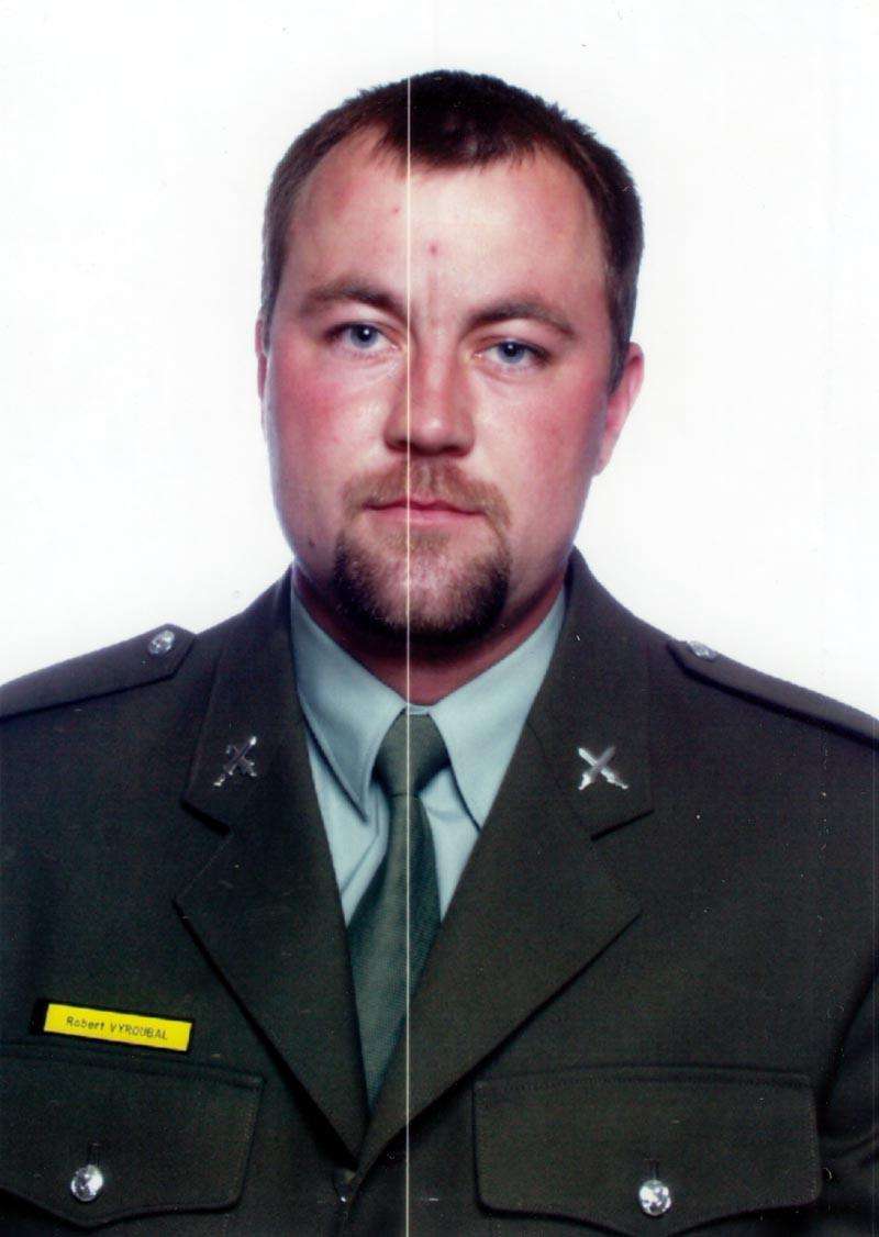 Snímek Roberta Vyroubala z personálního spisu